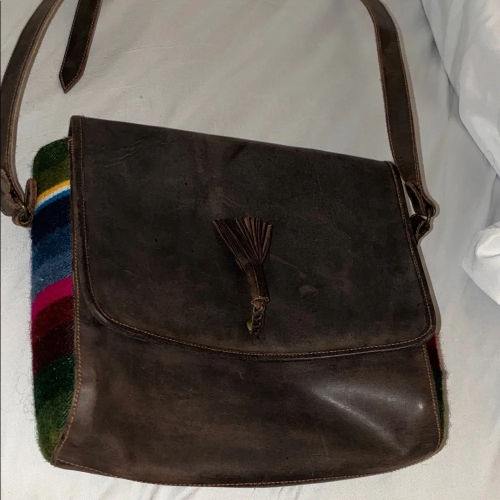 The White Yak Brown Leather Messenger Bag with Multicolor Stripes